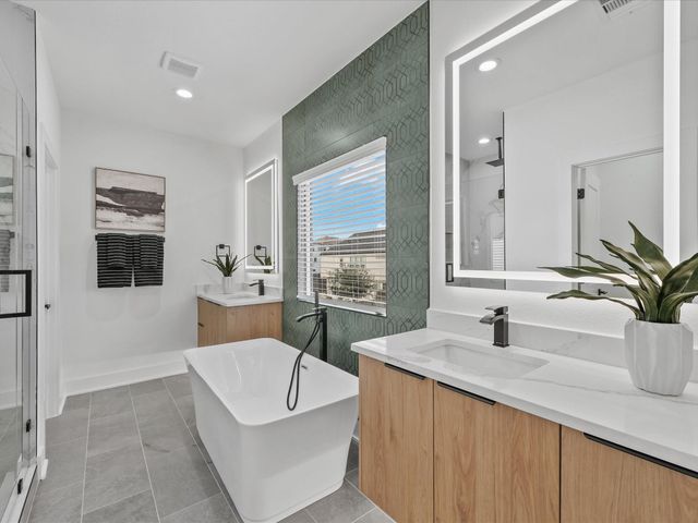 2592 W Tidwell Road, Houston, TX 77091