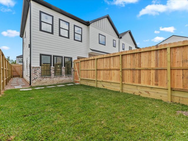 2592 W Tidwell Road, Houston, TX 77091