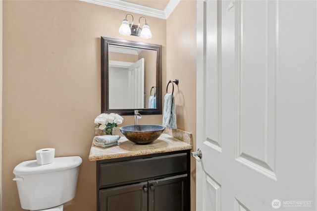 17123 Parkside Way SE, Renton, WA 98058