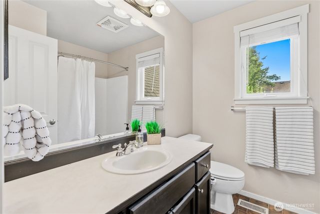 17123 Parkside Way SE, Renton, WA 98058