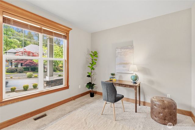 17123 Parkside Way SE, Renton, WA 98058