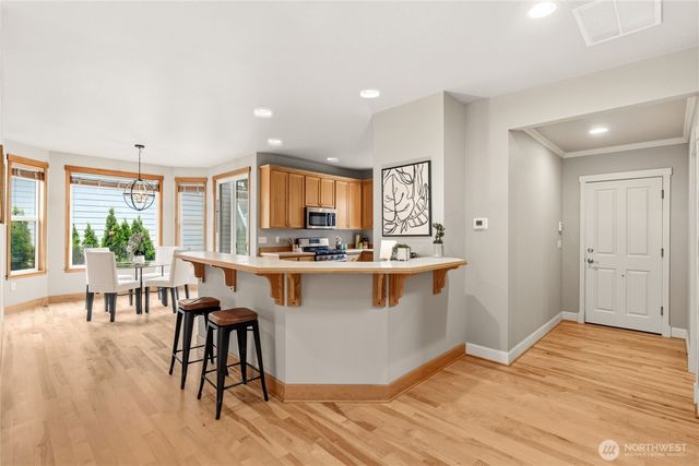 17123 Parkside Way SE, Renton, WA 98058