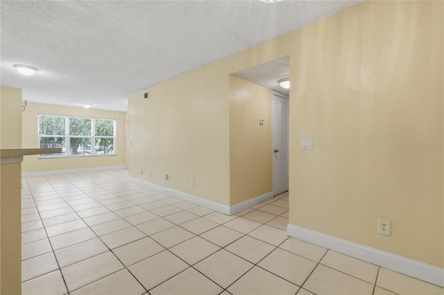 4532 COMMANDER DRIVE 2121, Orlando, FL 32822