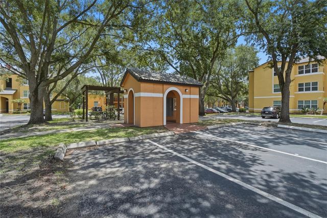4532 COMMANDER DRIVE 2121, Orlando, FL 32822
