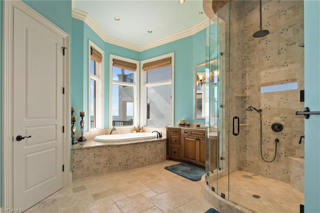 102 Felipe LN, Bonita Springs, FL 34134