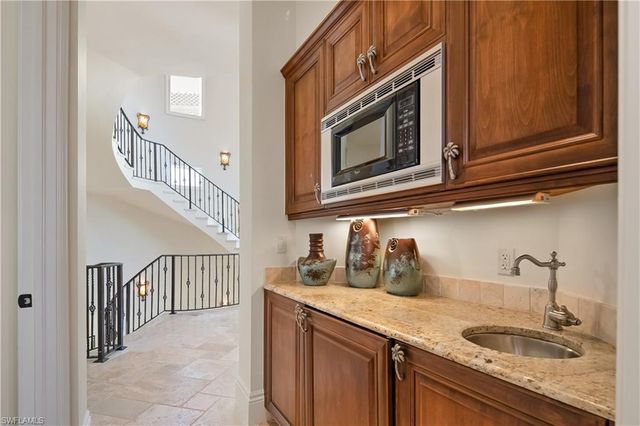 102 Felipe LN, Bonita Springs, FL 34134