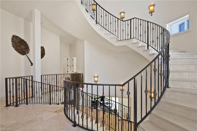 102 Felipe LN, Bonita Springs, FL 34134