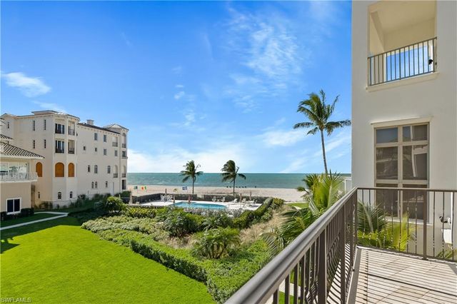 102 Felipe LN, Bonita Springs, FL 34134