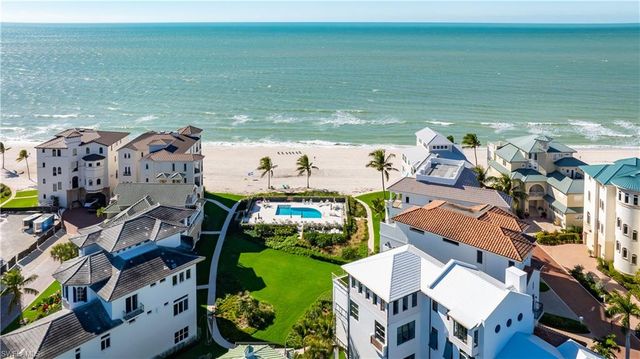 102 Felipe LN, Bonita Springs, FL 34134