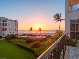 102 Felipe LN, Bonita Springs, FL 34134