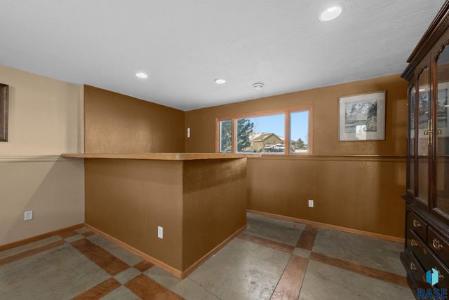 7624 S Courtyard Cir Circle, Sioux Falls, SD 57108