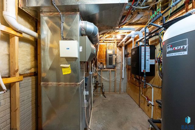 7624 S Courtyard Cir Circle, Sioux Falls, SD 57108