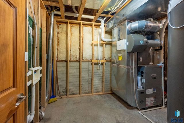 7624 S Courtyard Cir Circle, Sioux Falls, SD 57108