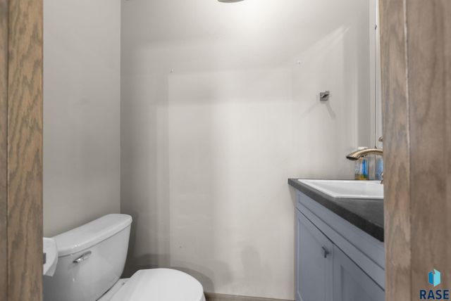 7624 S Courtyard Cir Circle, Sioux Falls, SD 57108