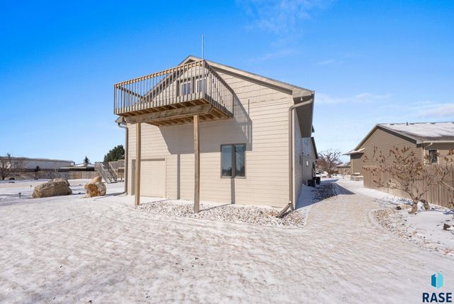 7624 S Courtyard Cir Circle, Sioux Falls, SD 57108