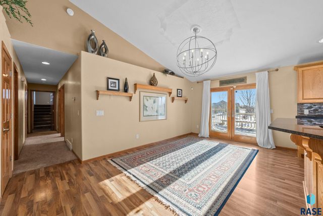 7624 S Courtyard Cir Circle, Sioux Falls, SD 57108