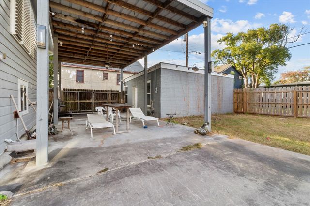 2519 46th Street, Galveston, TX 77551