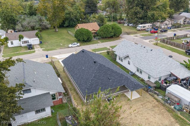 1005 N 16th Street, Fort Smith, AR 72901