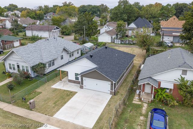 1005 N 16th Street, Fort Smith, AR 72901