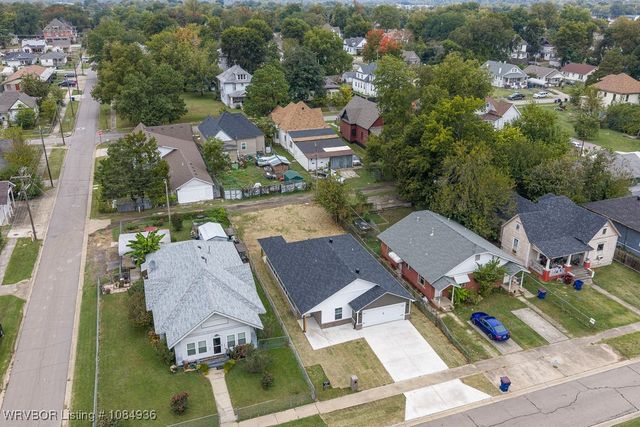 1005 N 16th Street, Fort Smith, AR 72901