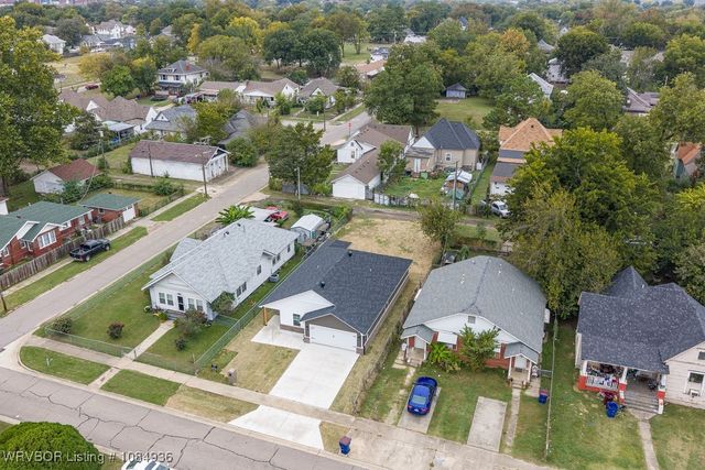 1005 N 16th Street, Fort Smith, AR 72901