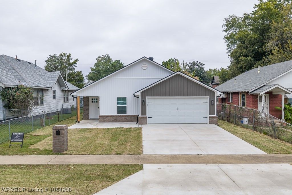 1005 N 16th Street, Fort Smith, AR 72901