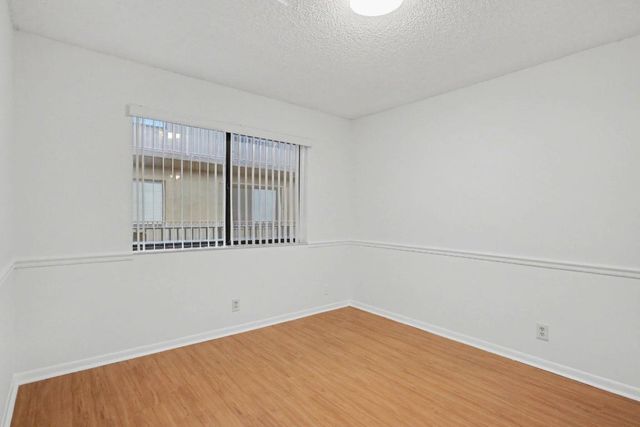 8030 Hampton Boulevard 414, North Lauderdale, FL 33068