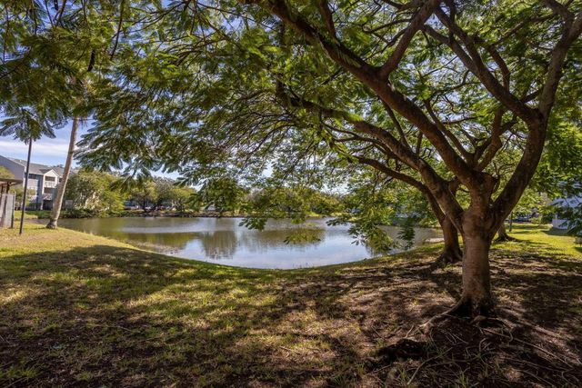 8030 Hampton Boulevard 414, North Lauderdale, FL 33068