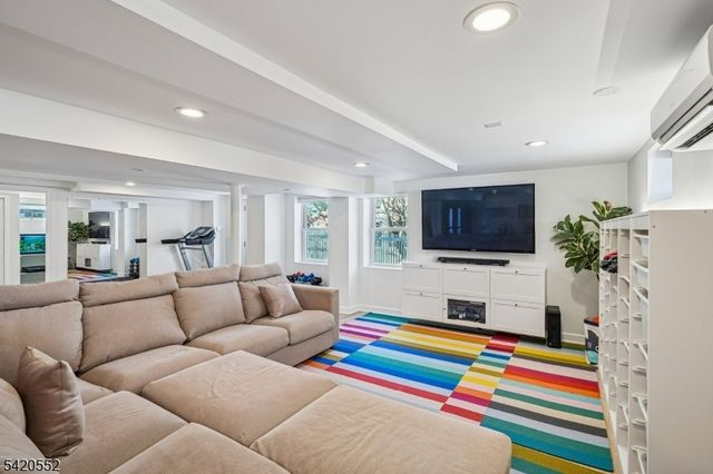 3 West Rd, West Orange Twp., NJ 07052