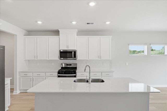 105 Gibbon Way, Gray Court, SC 29645