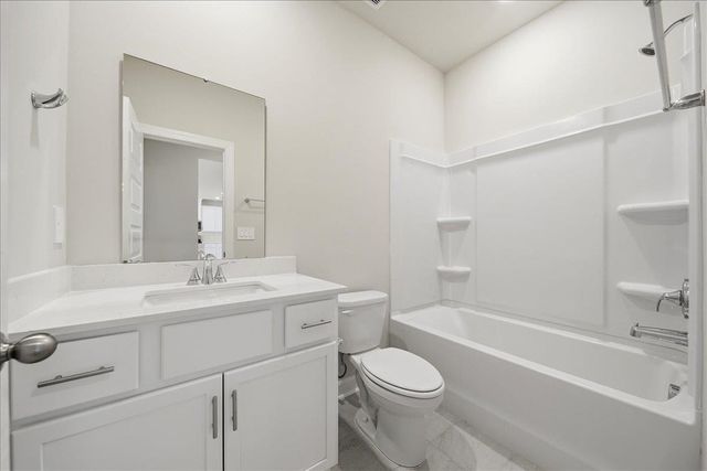 105 Gibbon Way, Gray Court, SC 29645