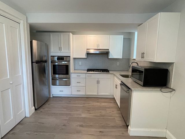 233 Lafayette Street 22, Salem, MA 01970