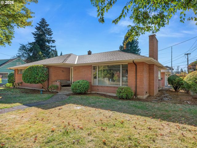 912 E MAIN St, Hillsboro, OR 97123