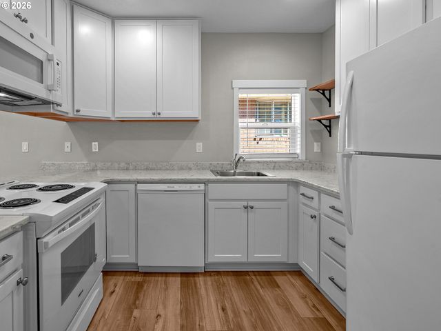 912 E MAIN St, Hillsboro, OR 97123
