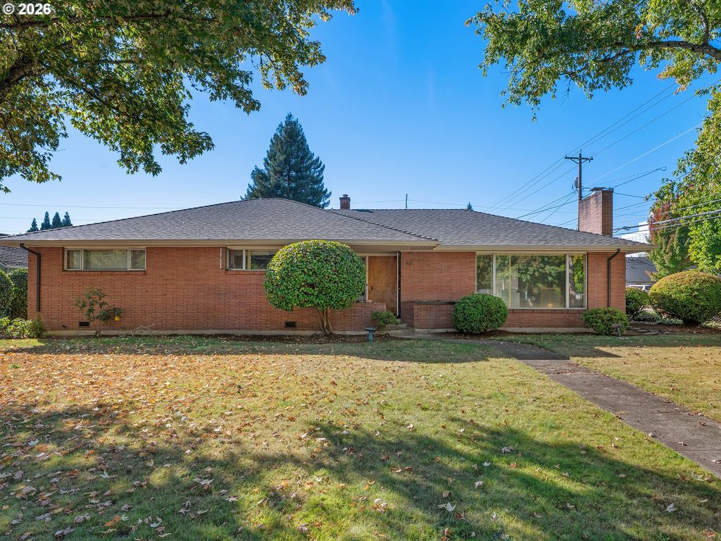 912 E MAIN St, Hillsboro, OR 97123