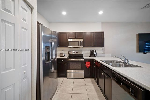 11426 SW 250th St 11426, Homestead, FL 33032