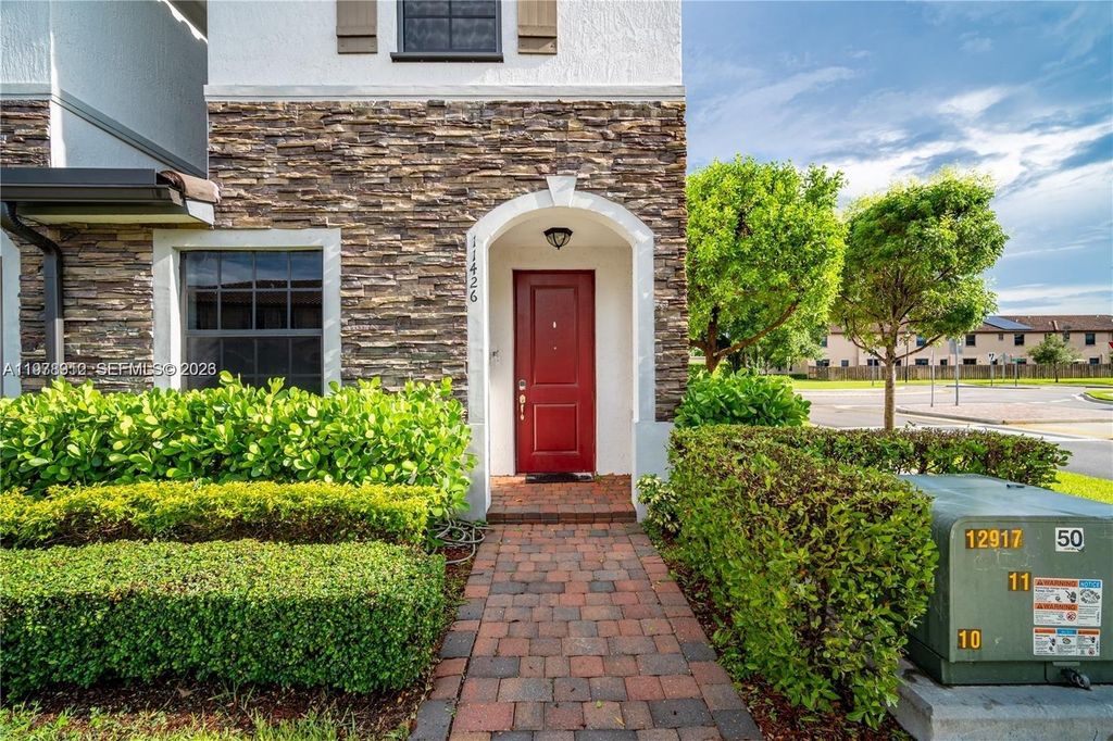 11426 SW 250th St 11426, Homestead, FL 33032