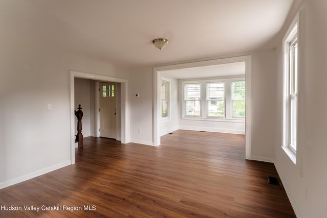 245 E Chester Street, Kingston, NY 12401