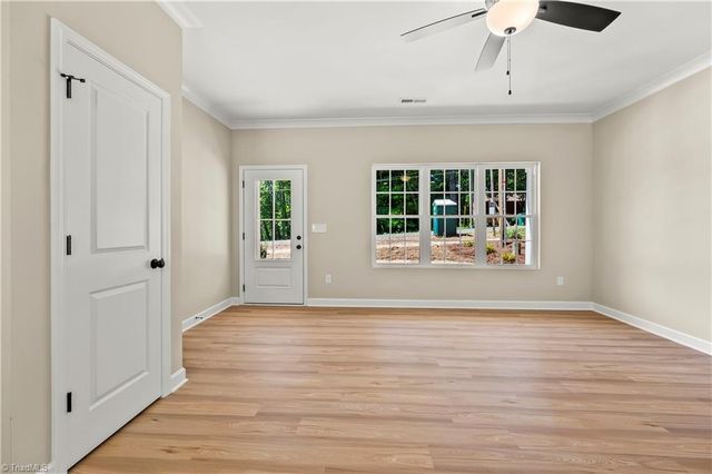5575 Marty Lane, Clemmons, NC 27012