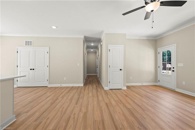 5575 Marty Lane, Clemmons, NC 27012
