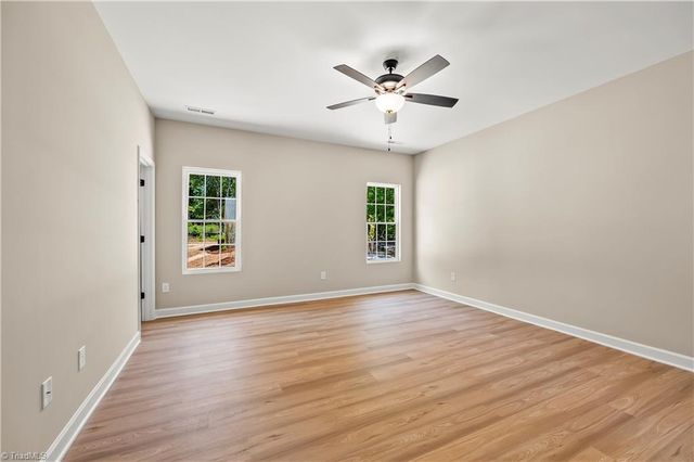 5575 Marty Lane, Clemmons, NC 27012