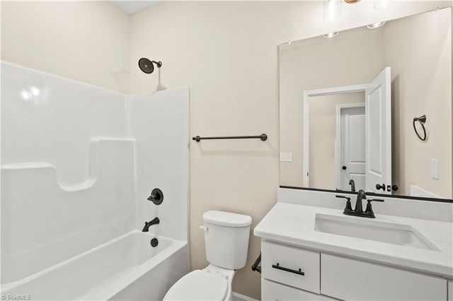 5575 Marty Lane, Clemmons, NC 27012