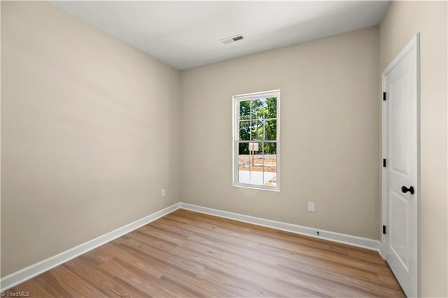 5575 Marty Lane, Clemmons, NC 27012
