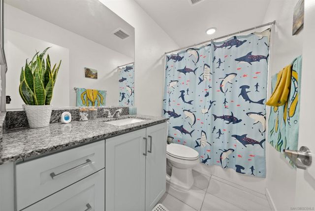 323 Satsuma Trail, Fallbrook, CA 92028