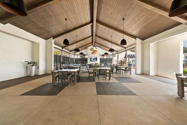 323 Satsuma Trail, Fallbrook, CA 92028