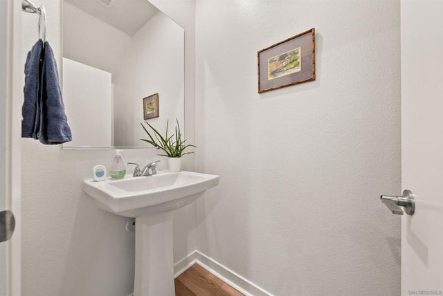 323 Satsuma Trail, Fallbrook, CA 92028