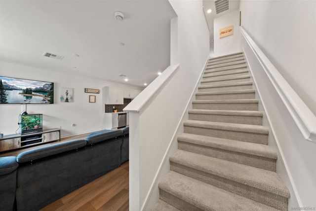 323 Satsuma Trail, Fallbrook, CA 92028