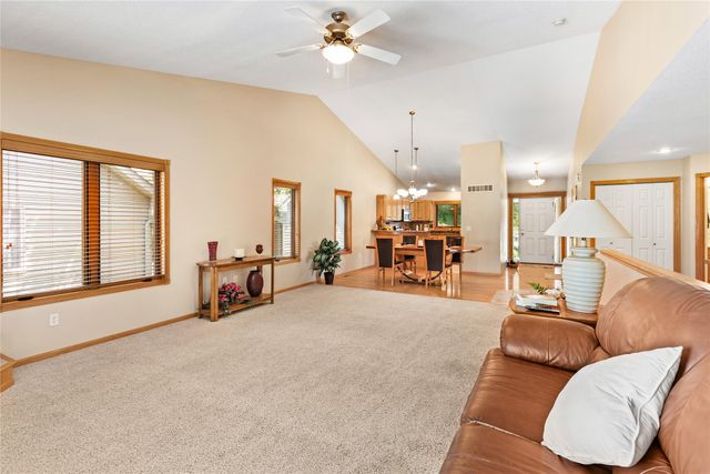 4608 154th Street, Urbandale, IA 50323