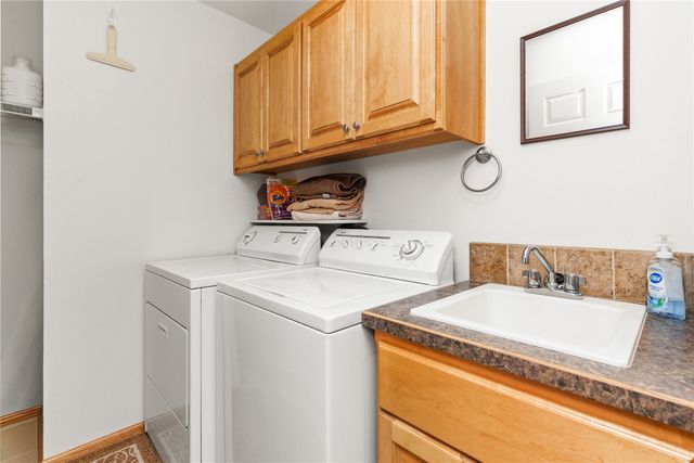 4608 154th Street, Urbandale, IA 50323