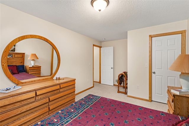 4608 154th Street, Urbandale, IA 50323